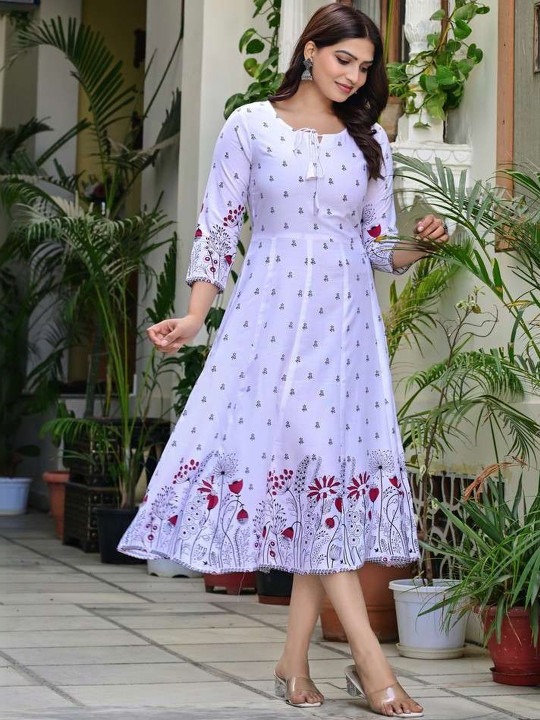 Lavender Floral Printed Fit & Flare Midi Dress for Women - Image 5